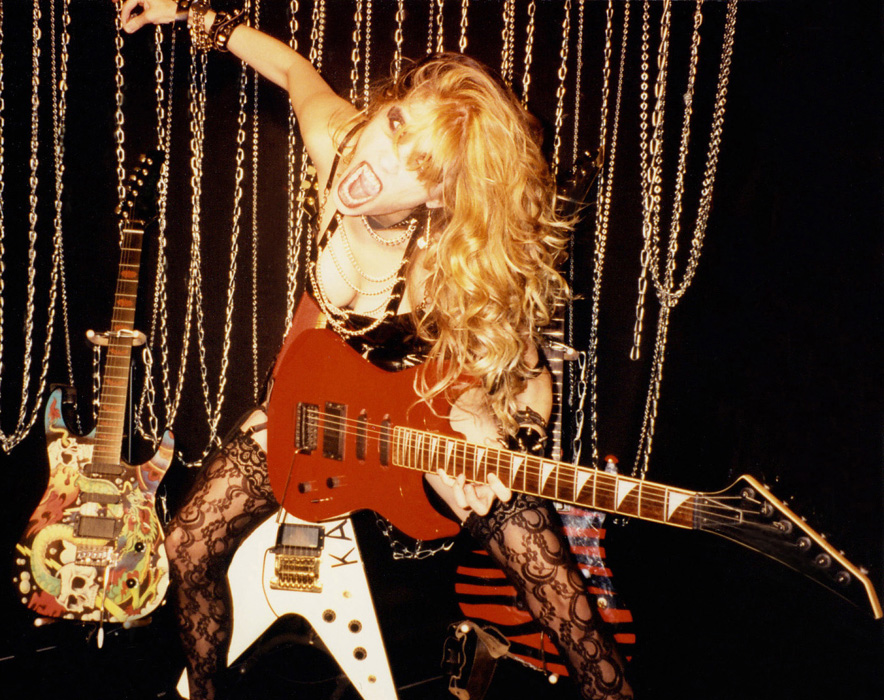 THE GREAT KAT GUITAR SHREDDER PHOTOS!