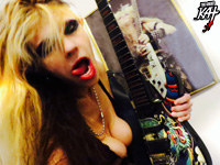 TIME WARP in NYC KAT SELFIE! "WORSHIP ME OR DIE!" ERA & TODAY!