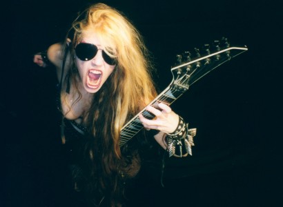 THE GREAT KAT GUITAR SHREDDER!